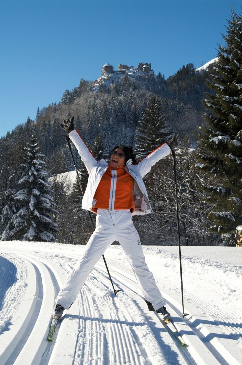 Alpenmotel Saeuling Pinswang Bagian luar foto